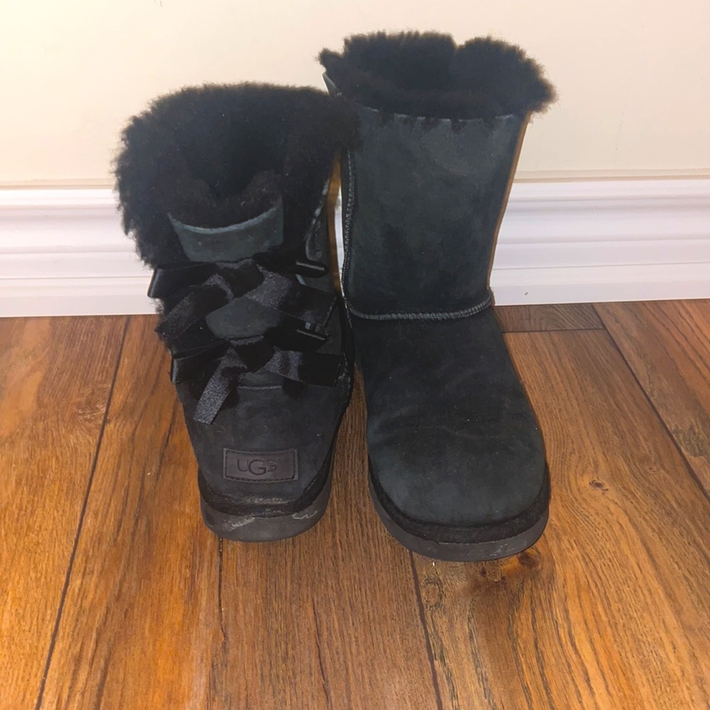 ORIGINAL UGG BOW BOOTS